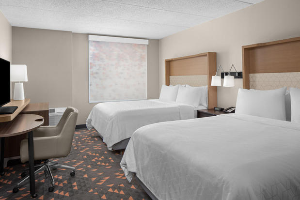 Images Holiday Inn Hasbrouck Heights-Meadowlands, an IHG Hotel