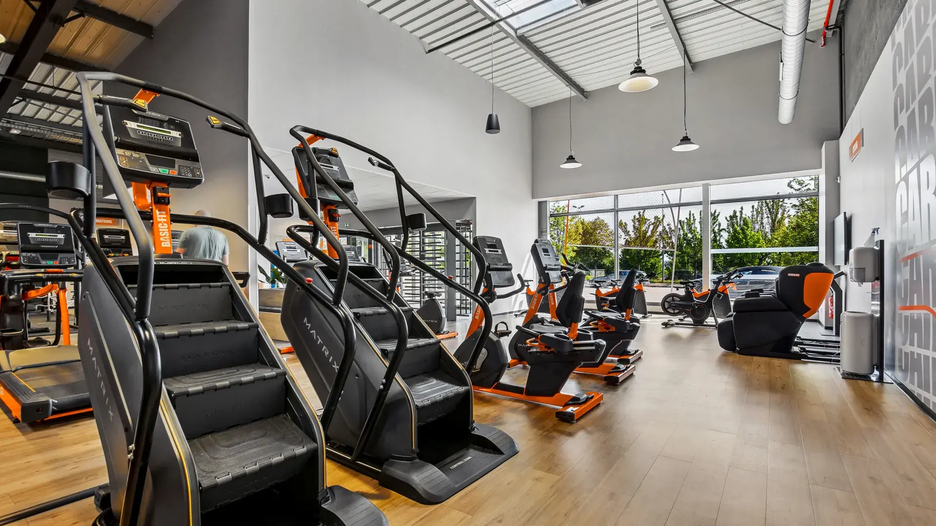 Images Basic-Fit 24/7