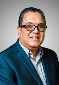 Willy Gomez headshot