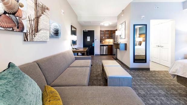 Images Staybridge Suites Naples - Marco Island by IHG