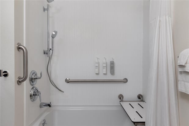 Images Spark by Hilton Indianapolis Northeast Fishers