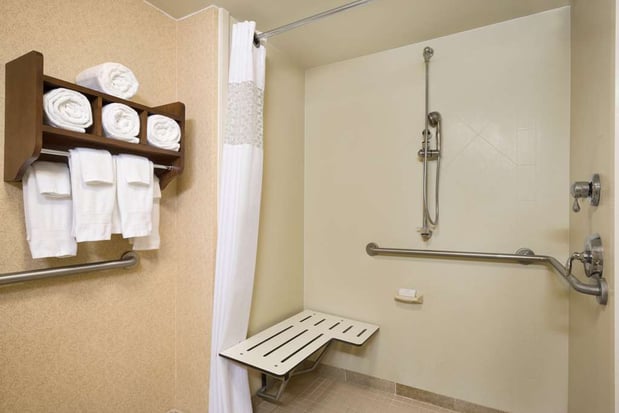 Images Hampton Inn & Suites Williamsburg-Central