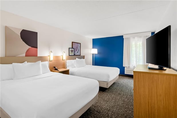 Images Spark by Hilton Lexington