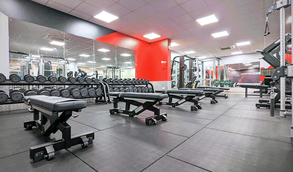 The centre currently boasts a 74-station gym that's ideal for everyone, regardless of your fitness o Blackbrook Leisure Centre & Spa Taunton 01823 333435