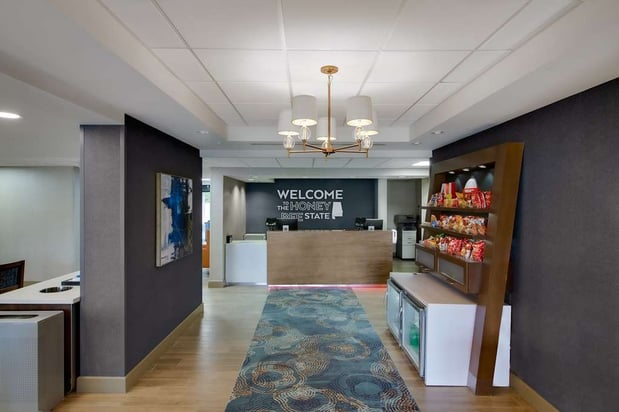 Images Hampton Inn Birmingham-Colonnade 280