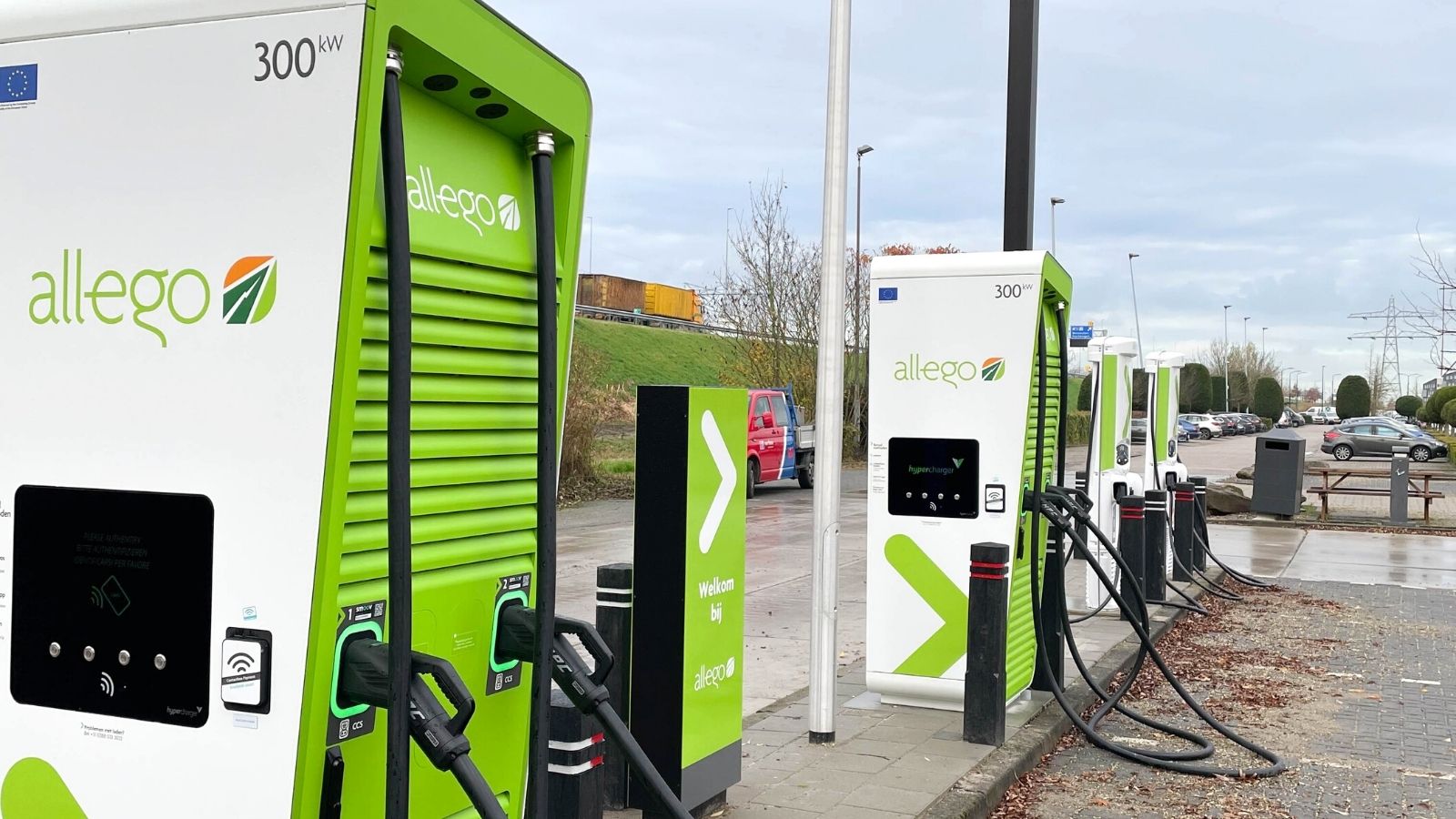 Foto's Allego Charging Station