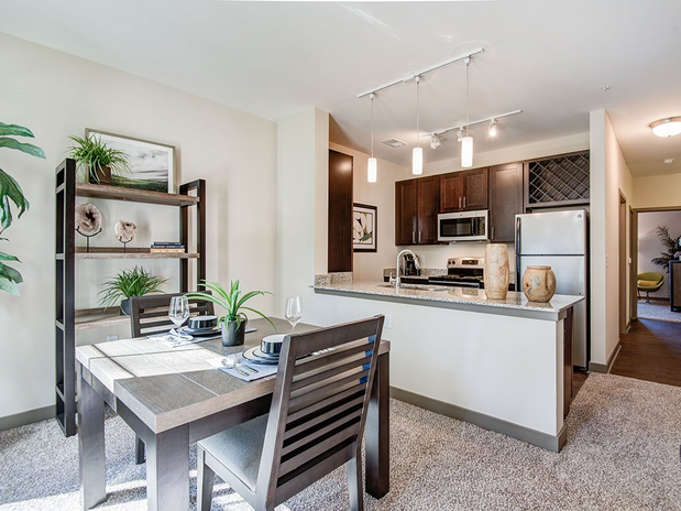 Images The Retreat Apartments