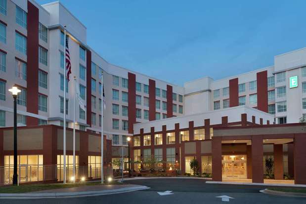 Images Embassy Suites by Hilton Charlotte Ayrsley