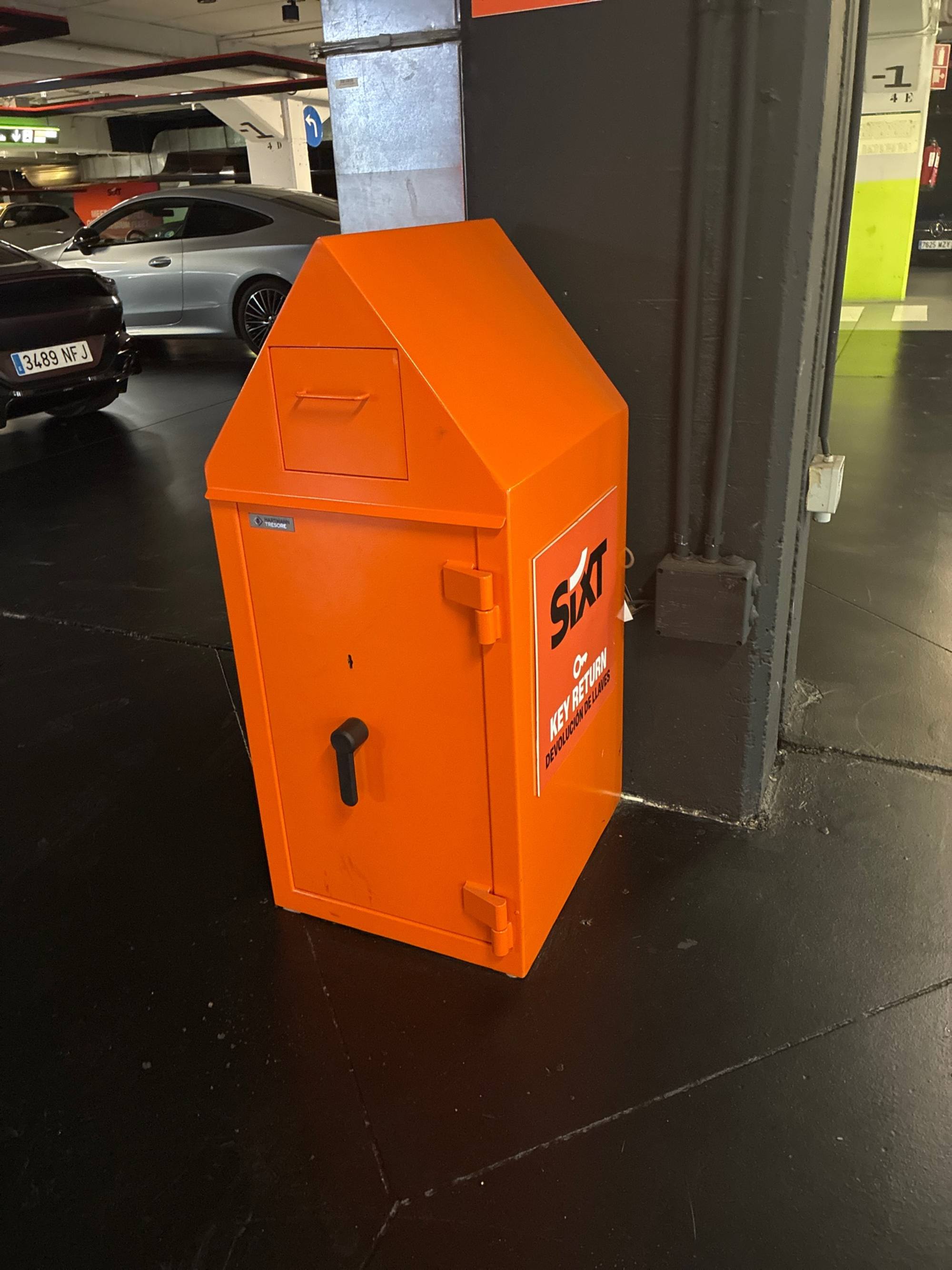 SIXT Alquiler de Coches - Aeropuerto de M&aacute;laga (AGP) 19