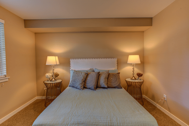 Images Commons at Avalon Park Apartments
