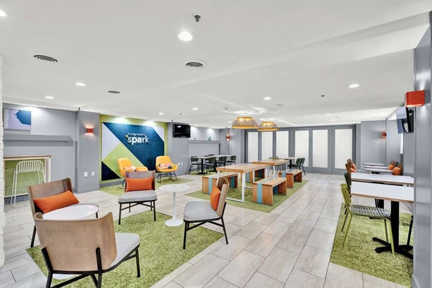 Images Spark by Hilton Plymouth