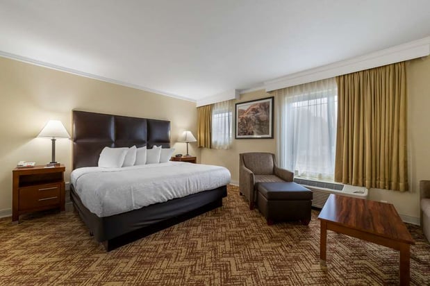 Images Best Western Plus Northwoods Inn