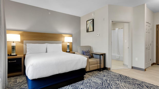 Images Candlewood Suites San Antonio Downtown by IHG