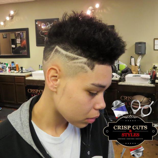 Images Crisp Cuts & Styles Barbershop - Independence