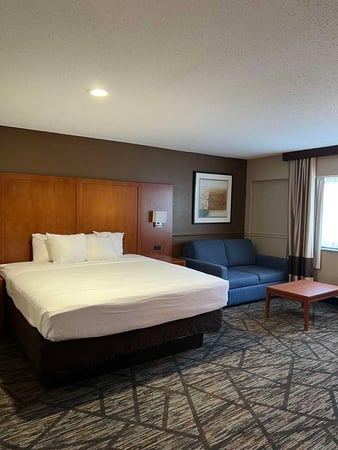Images SureStay Plus by Best Western Mobile I-65