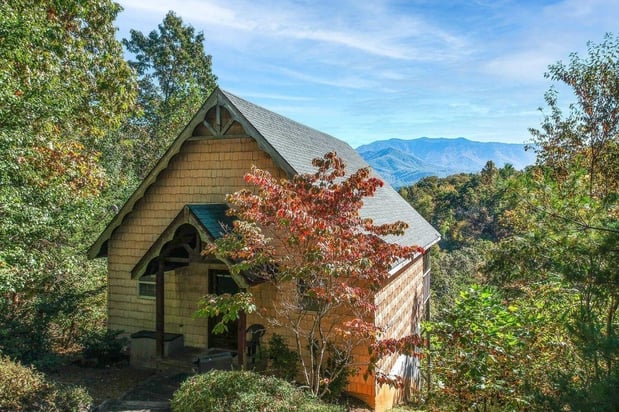 Images Colonial Properties