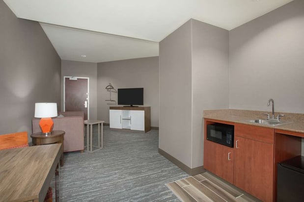 Images Hampton Inn & Suites Denver-Downtown