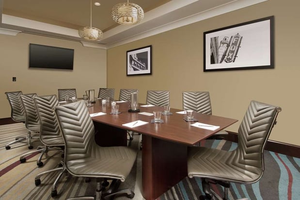 Images Embassy Suites by Hilton Atlanta Airport