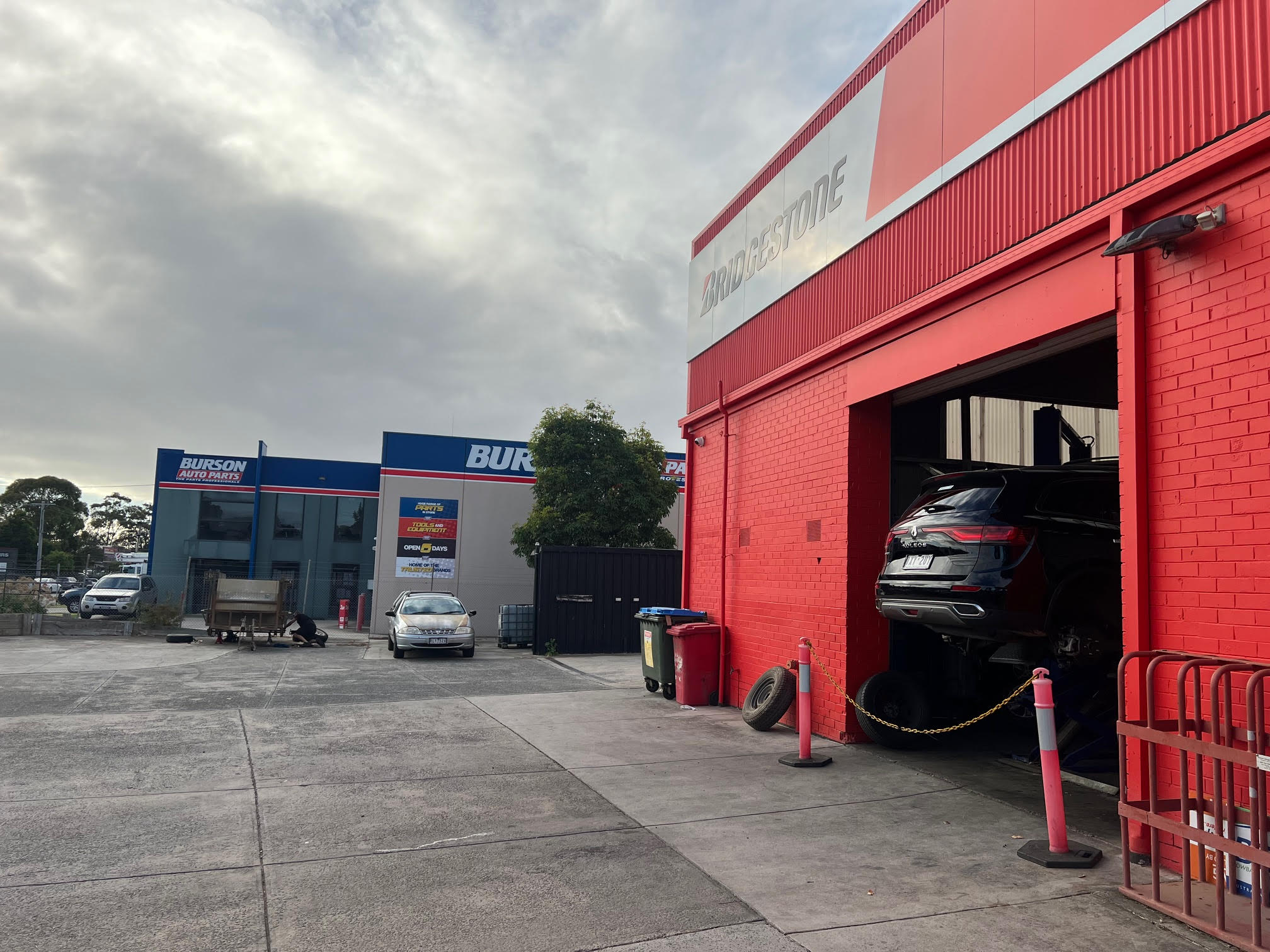 Images Bridgestone Select Tyre & Auto Cranbourne