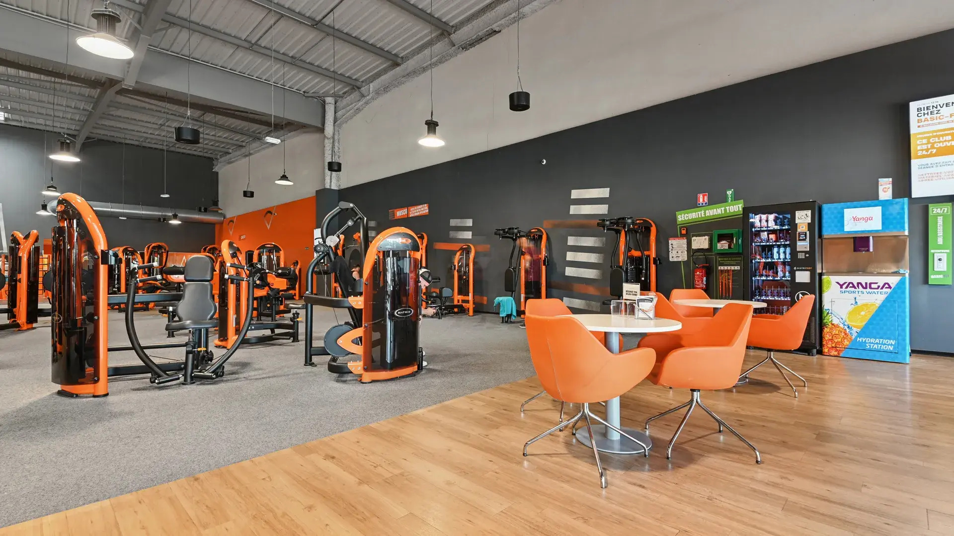 Images Basic-Fit 24/7