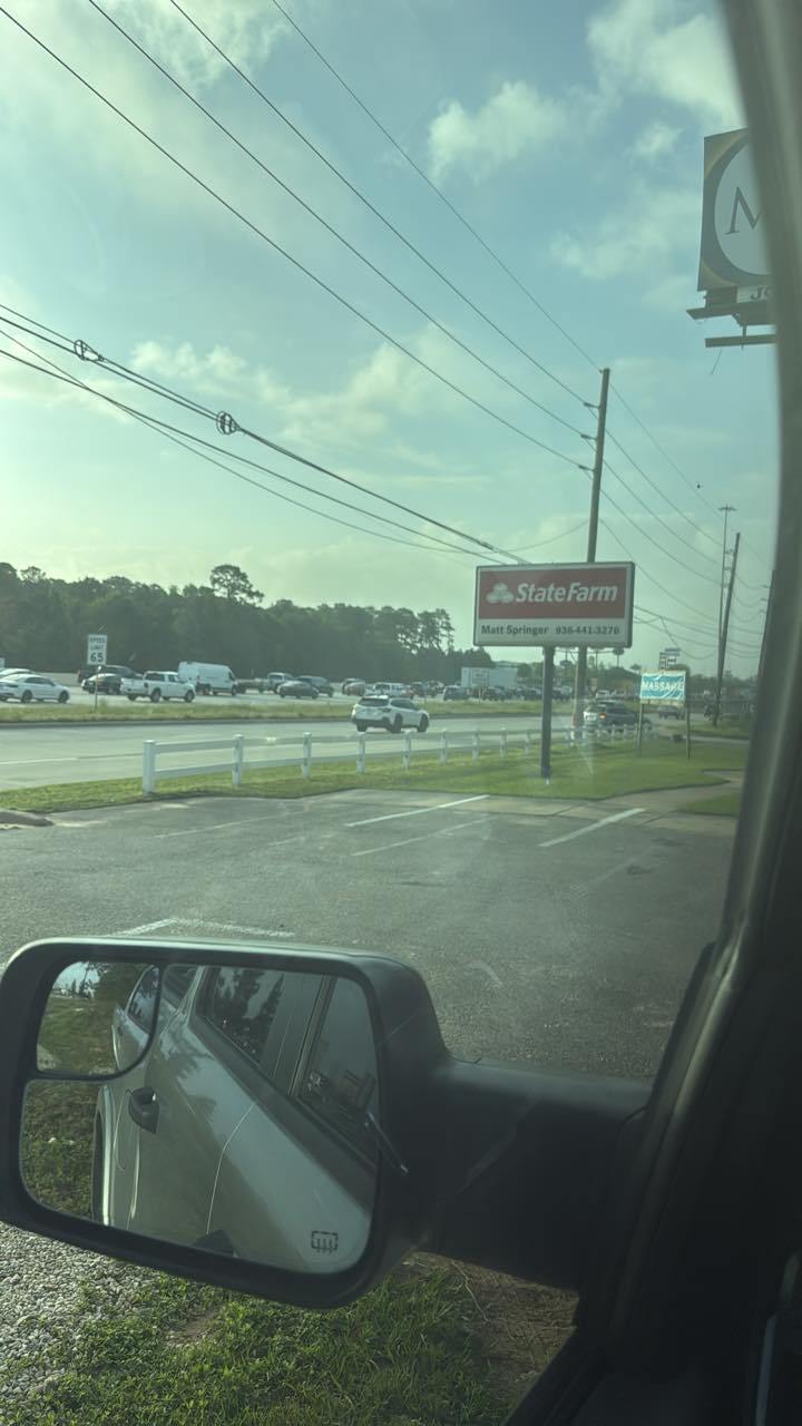 Good morning from your favorite team! If you are headed southbound on I-45, please stay safe and alert. A major accident near the Grand Central area has caused traffic backups reaching all the way to Willis. Drive carefully and have a great day!