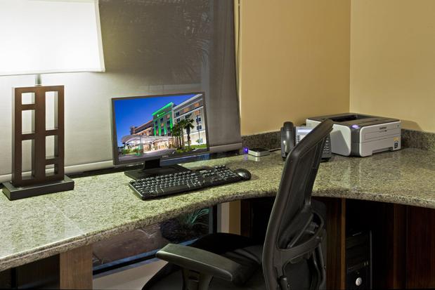 Images Holiday Inn Titusville - Kennedy Space Ctr by IHG