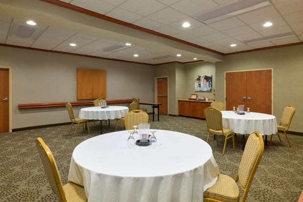 Images Hampton Inn & Suites Providence/Smithfield