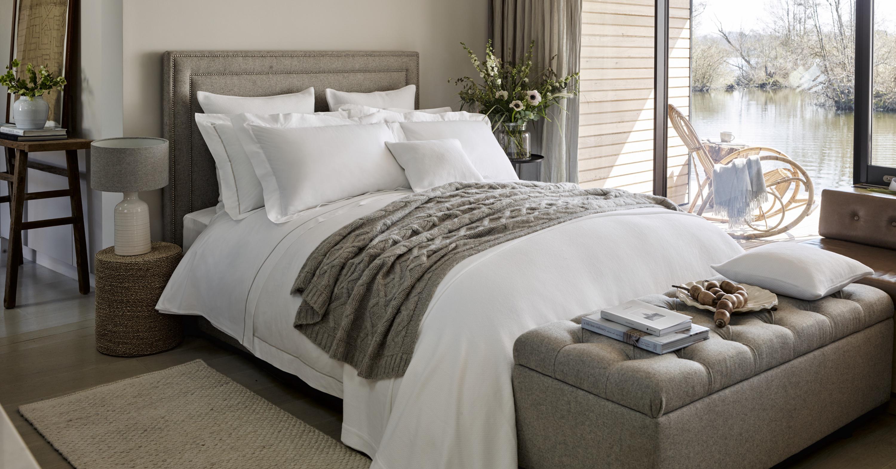 The White Company Birmingham 01216 006733