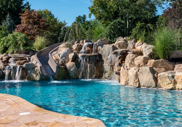 Images Crites Custom Pools Inc.
