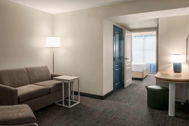 Images Spark by Hilton Orlando Universal Blvd