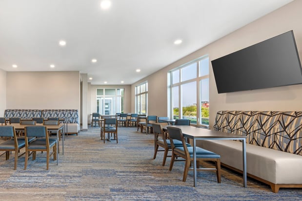 Images Holiday Inn Express & Suites Astoria by IHG