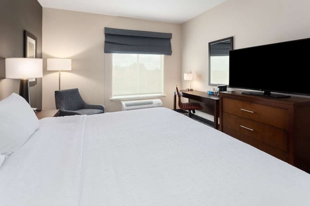 Images Hampton Inn by Hilton Nashville Airport Century Place