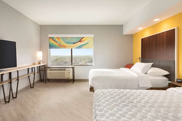 Images Tru by Hilton Cheyenne