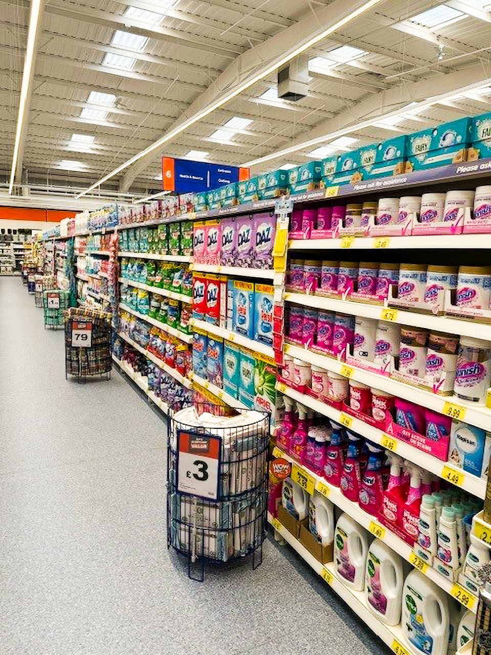 Images B&M Store with Garden Centre