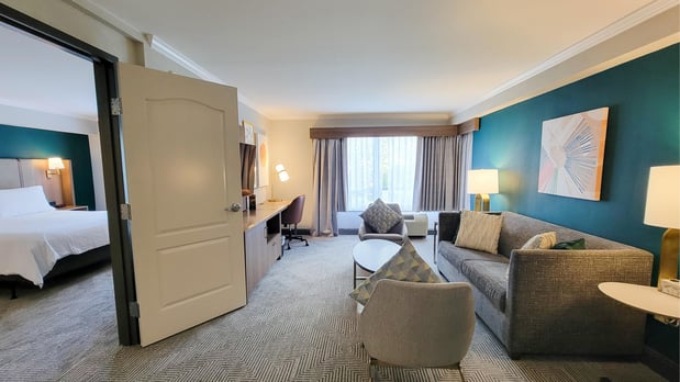 Images Holiday Inn Macon North by IHG