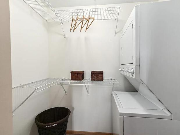 Images Reserve at Eagle Ridge Apartment Homes