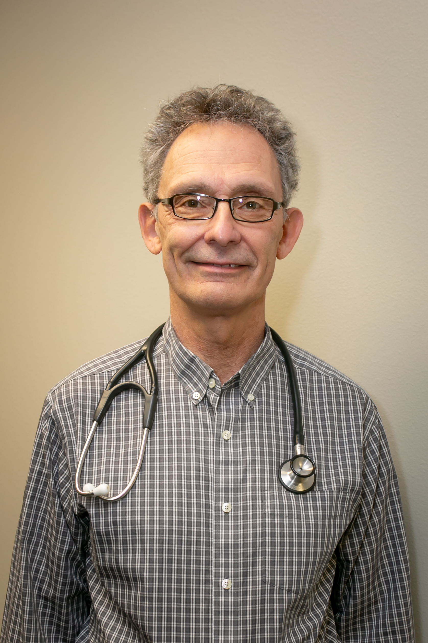 headshot Mel Wallinga, MD
