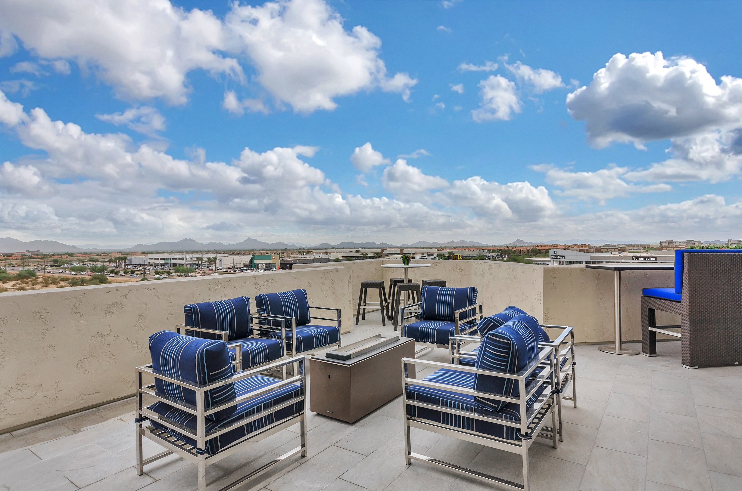 Rooftop deck with 360 views