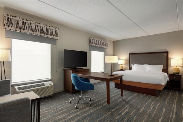 Images Hampton Inn & Suites Pittsburgh/Harmarville