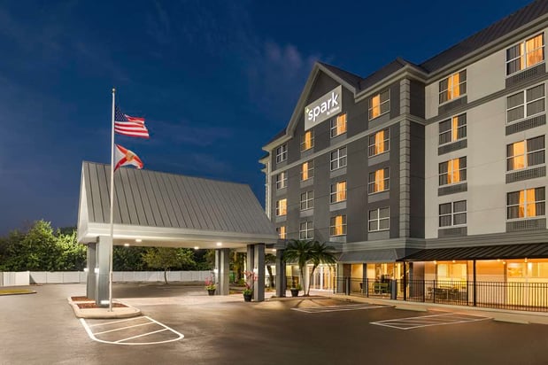 Images Spark by Hilton Orlando Universal Blvd