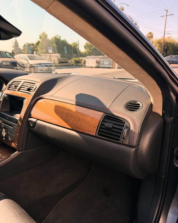 Images Mountain View Auto Interiors