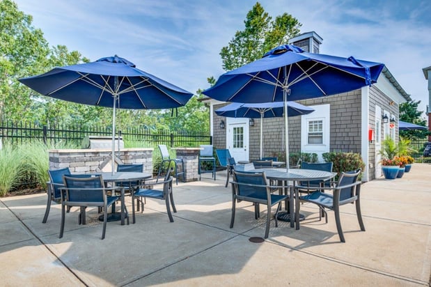 Images The Waterfront Apartments & Townhomes