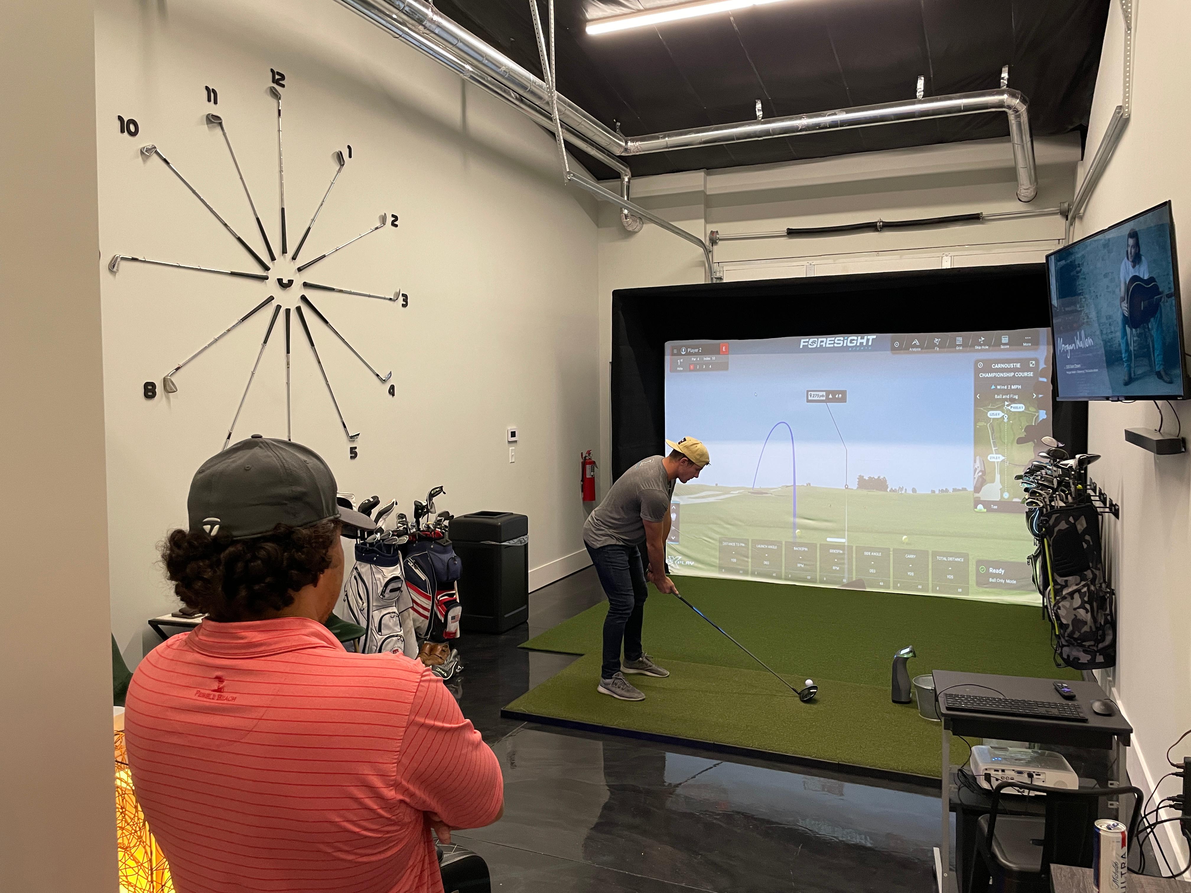 Image 5 | 910 Golf Simulator and Lounge