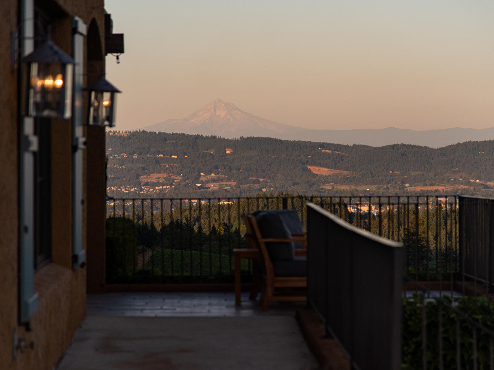 Black Walnut Inn & Vineyard Image