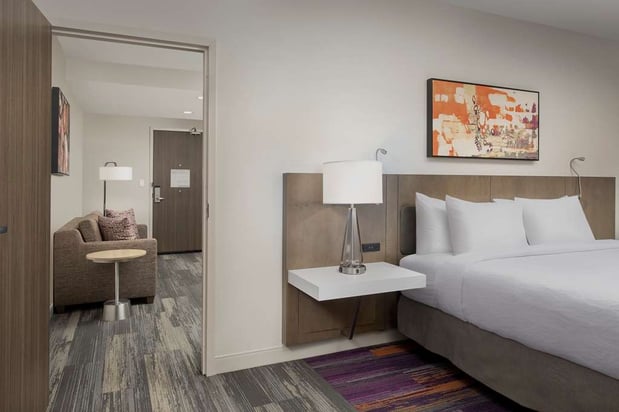 Images Hilton Garden Inn Columbia Airport