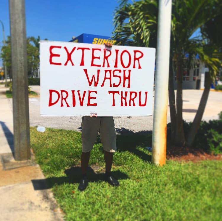 Hector's Car Wash Photo