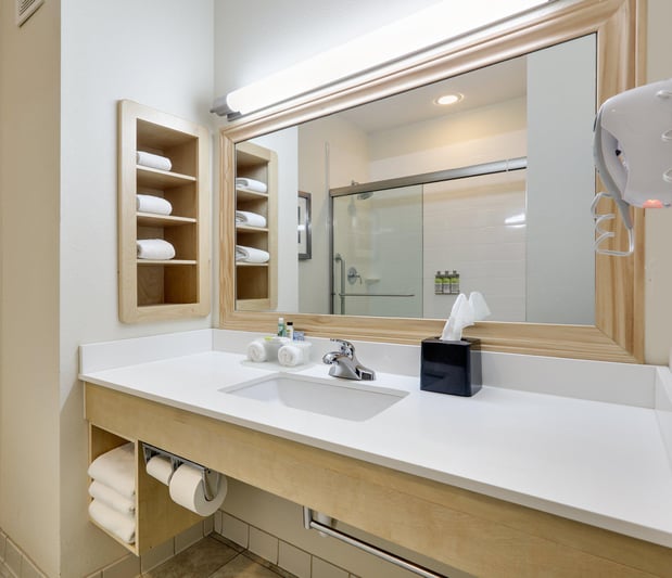 Images Holiday Inn Express & Suites San Antonio - Brooks City Base by IHG