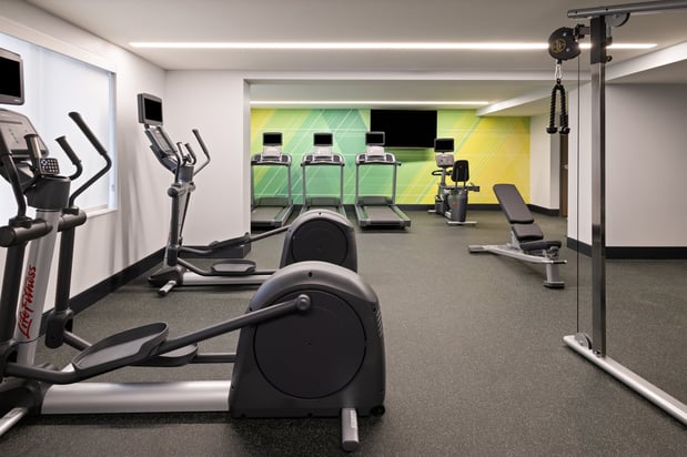 Images Holiday Inn & Suites Richmond - West End by IHG