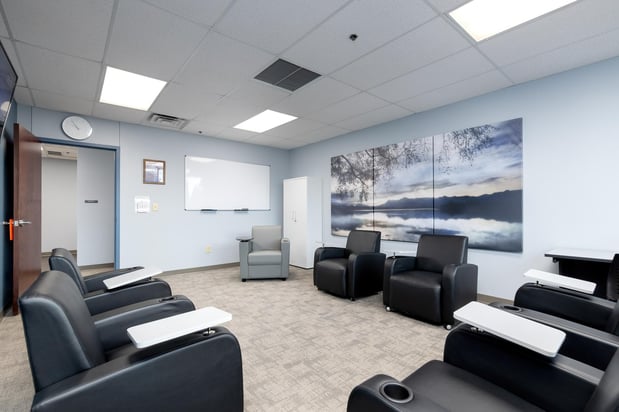Images Pasadena Villa Outpatient Treatment Center - Quad Cities