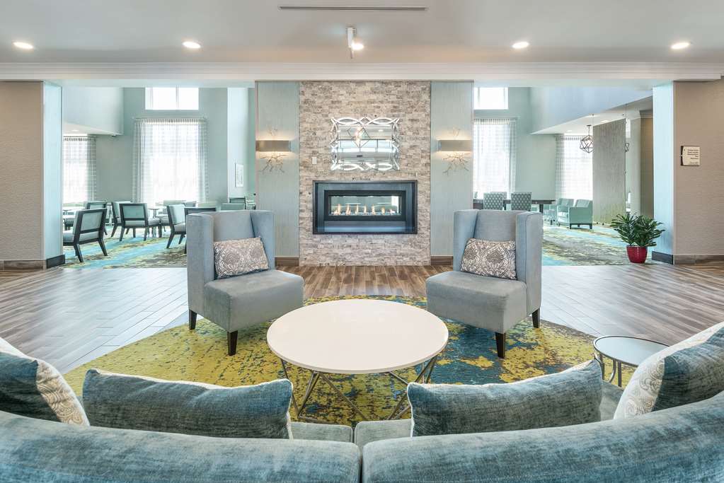 Lobby Homewood Suites by Hilton Ottawa Airport Ottawa (613)422-3678